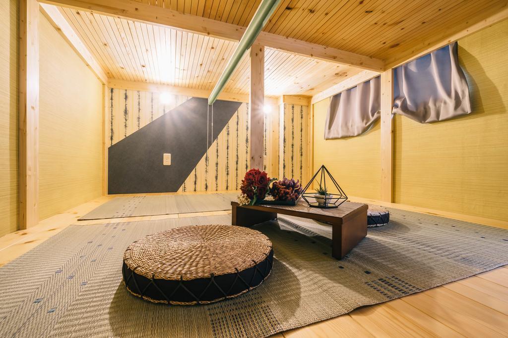 Ikidane House Namba Osaka Hostel ภายนอก รูปภาพ