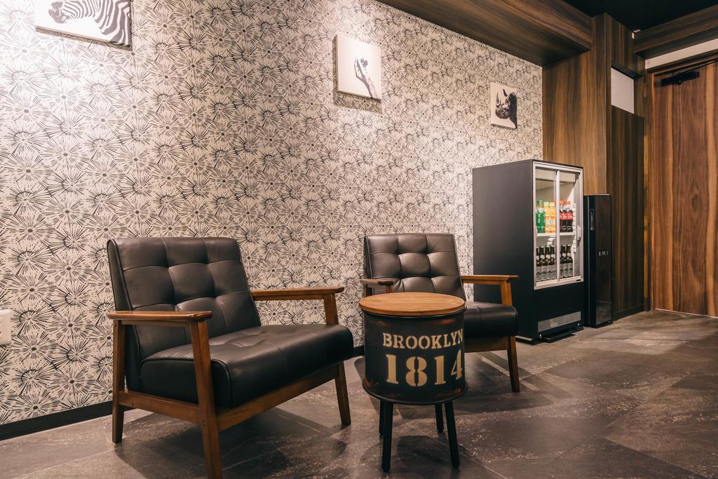 Ikidane House Namba Osaka Hostel ภายนอก รูปภาพ